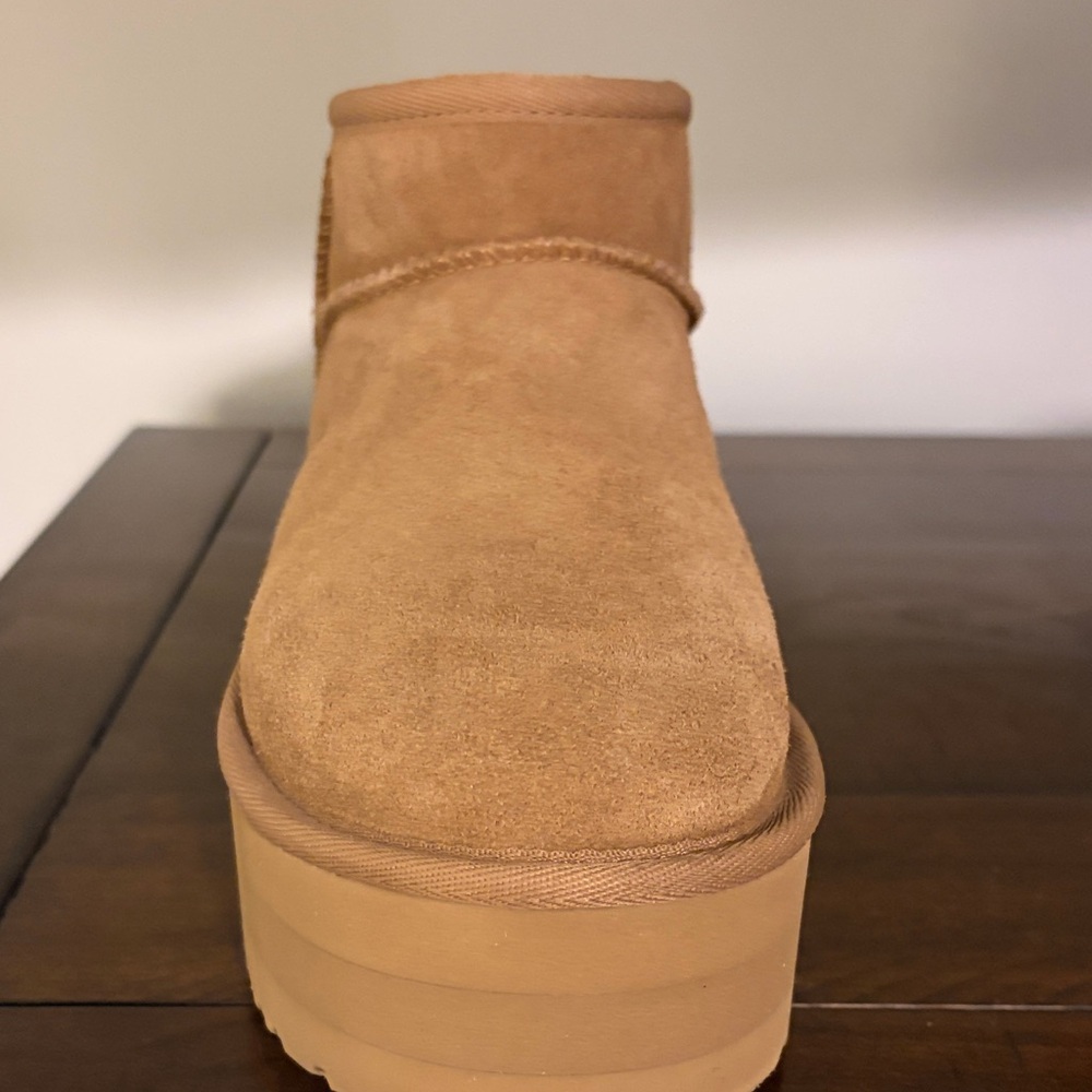 UGG Women’s Classic Ultra Mini Platform Boots - Picture 11 of 16